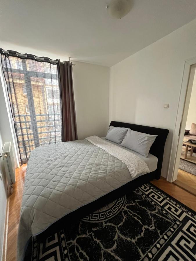Apartment Dostojevski Novi Sad Extérieur photo